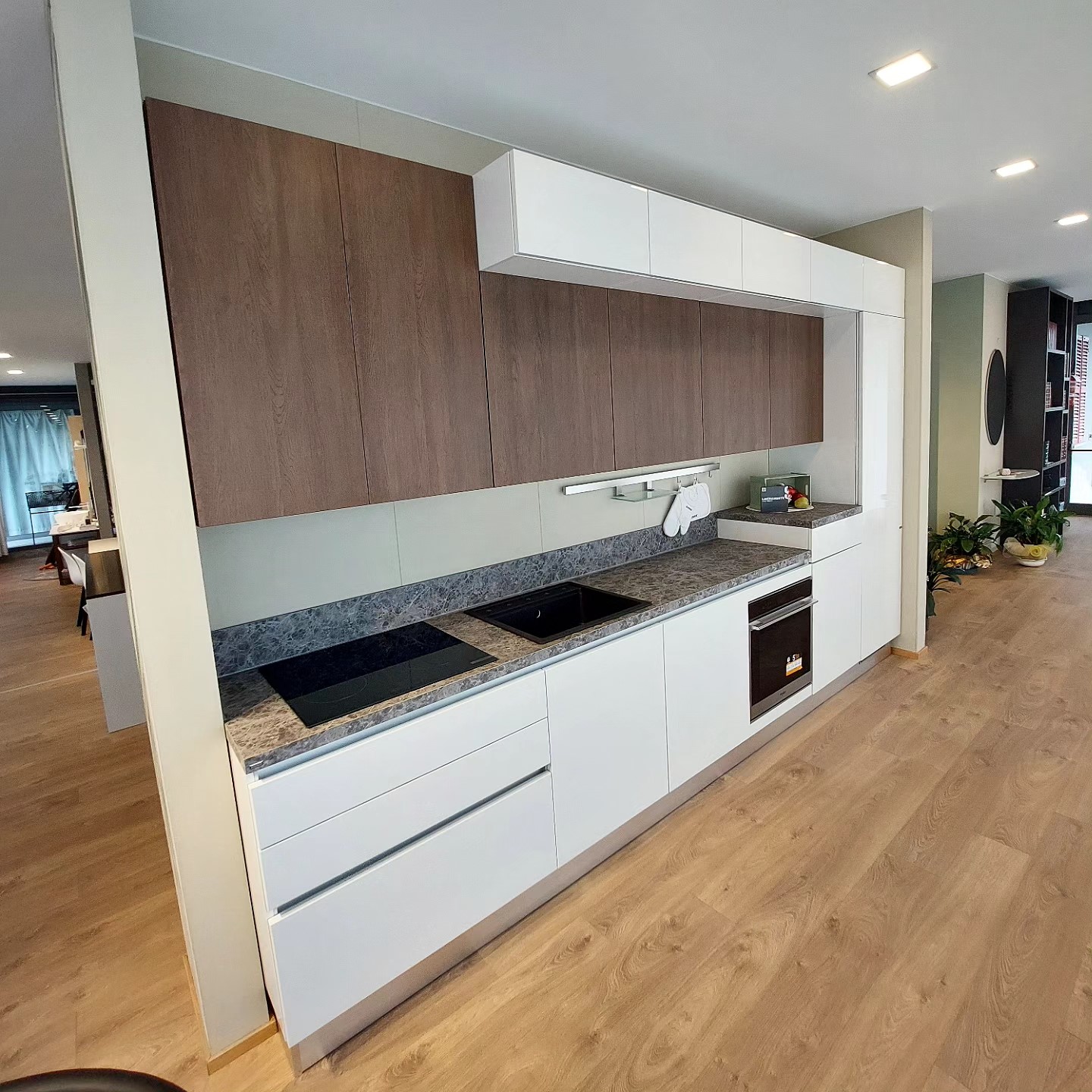 Cucina LIBERAMENTE ditta SCAVOLINI